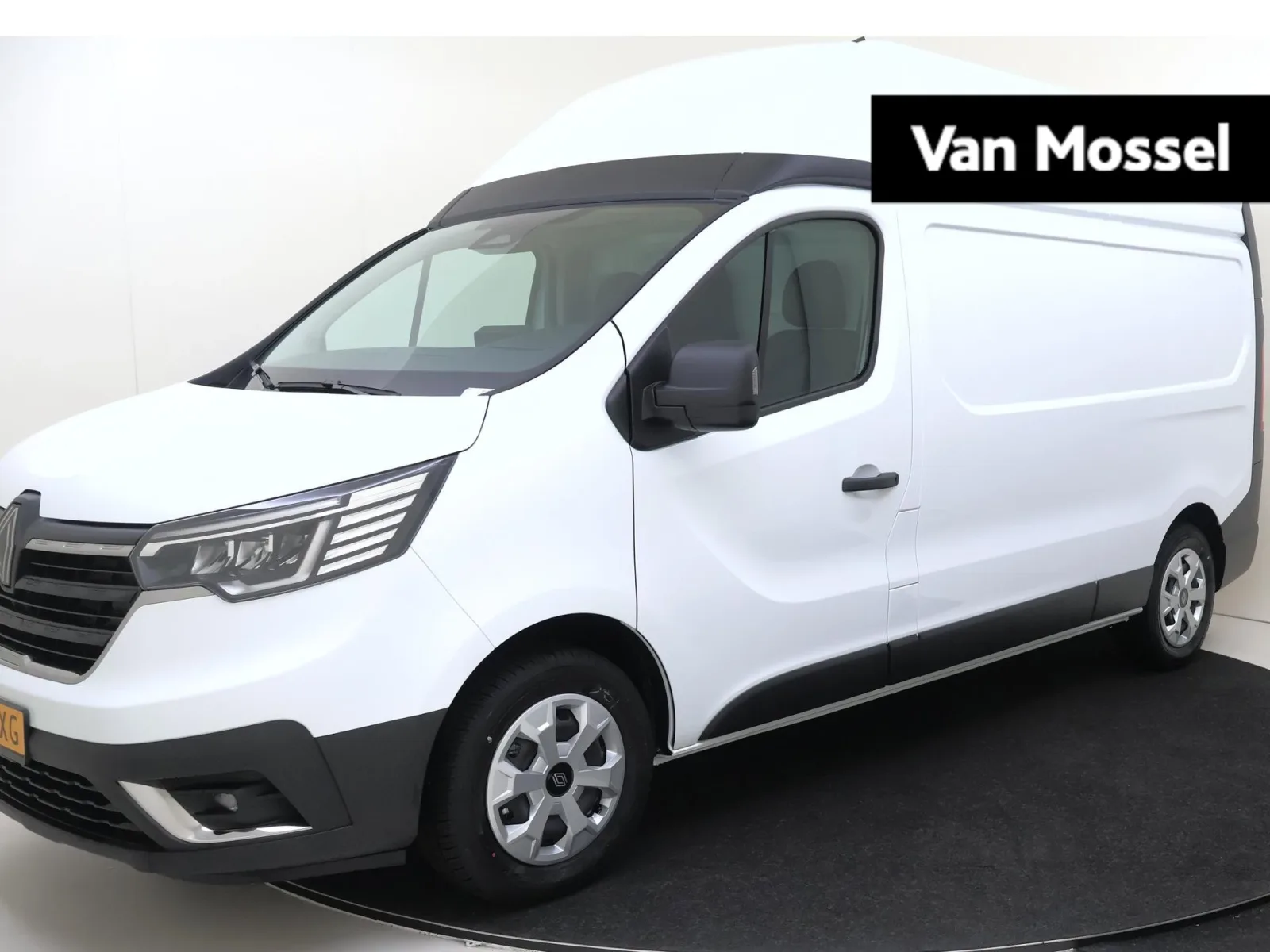 Renault Trafic (2024) — foto 1