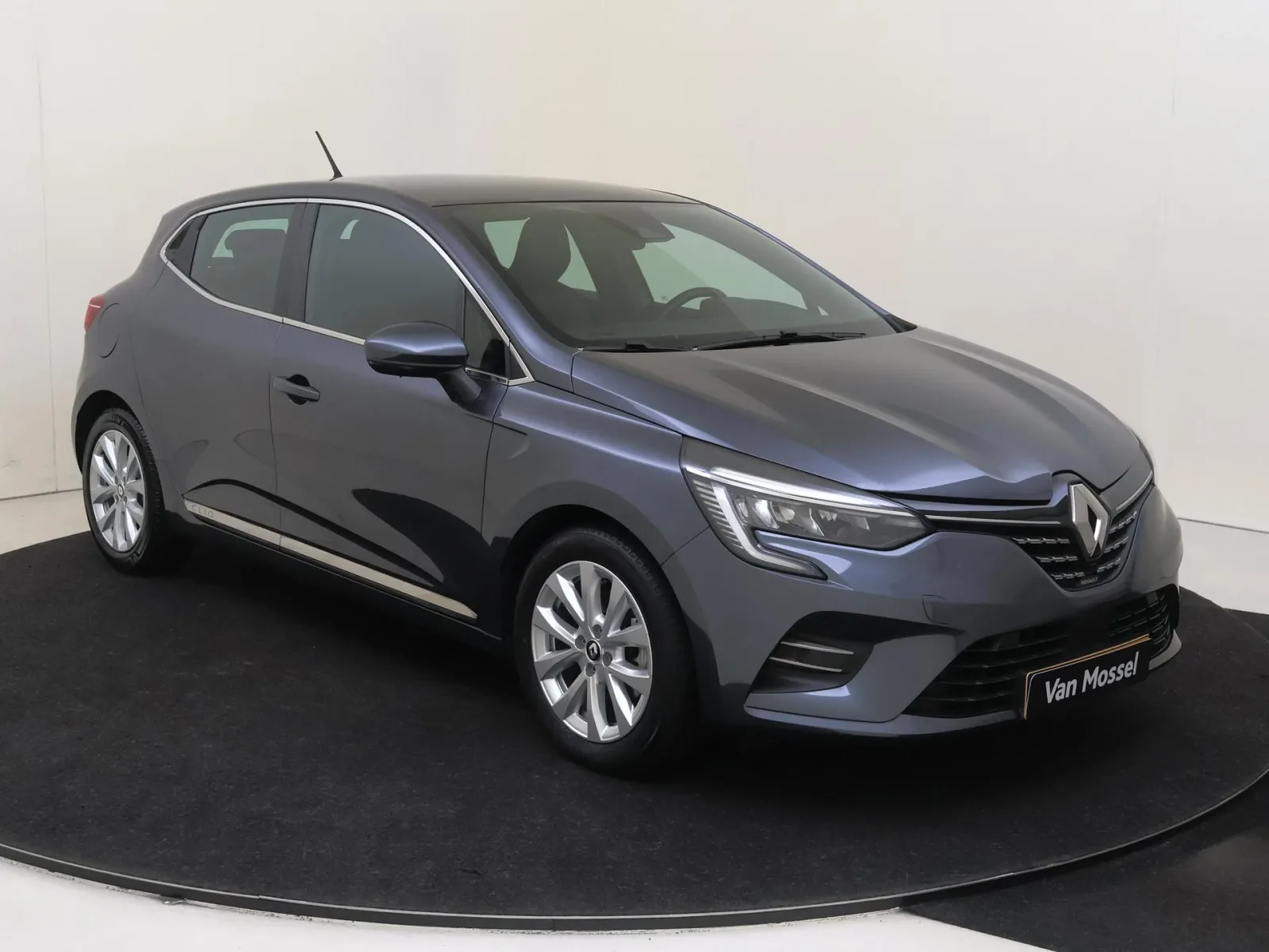 Renault Clio (2022) — foto 1