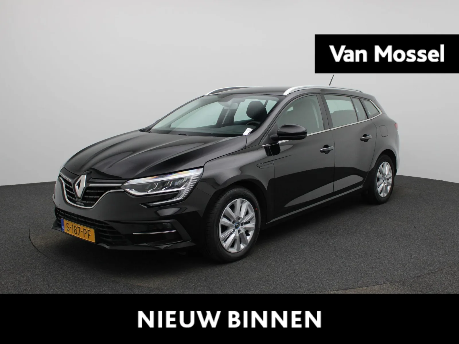 Renault Mégane E-Tech (2023) — foto 1