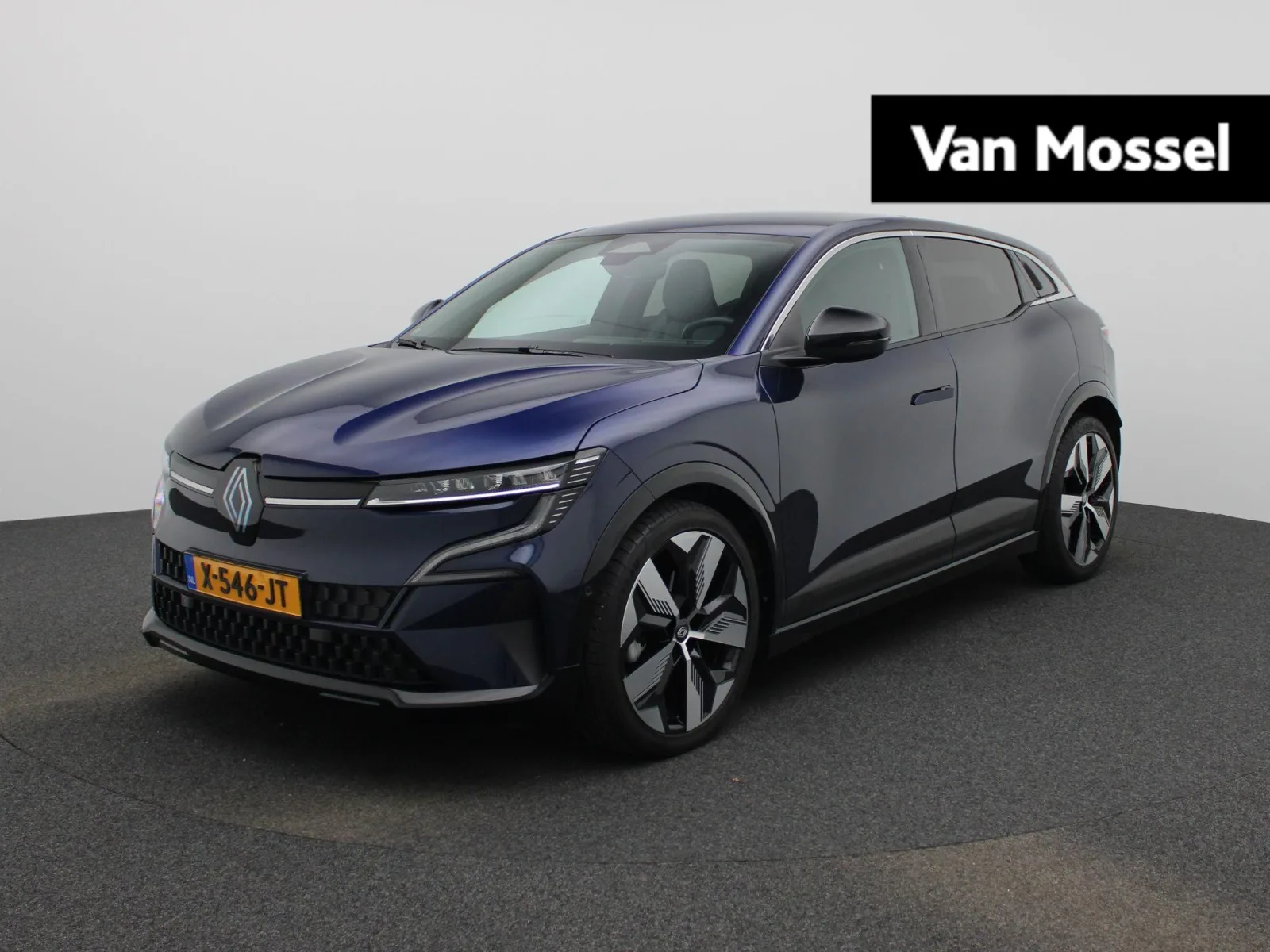 Renault Mégane E-Tech (2024) — foto 1