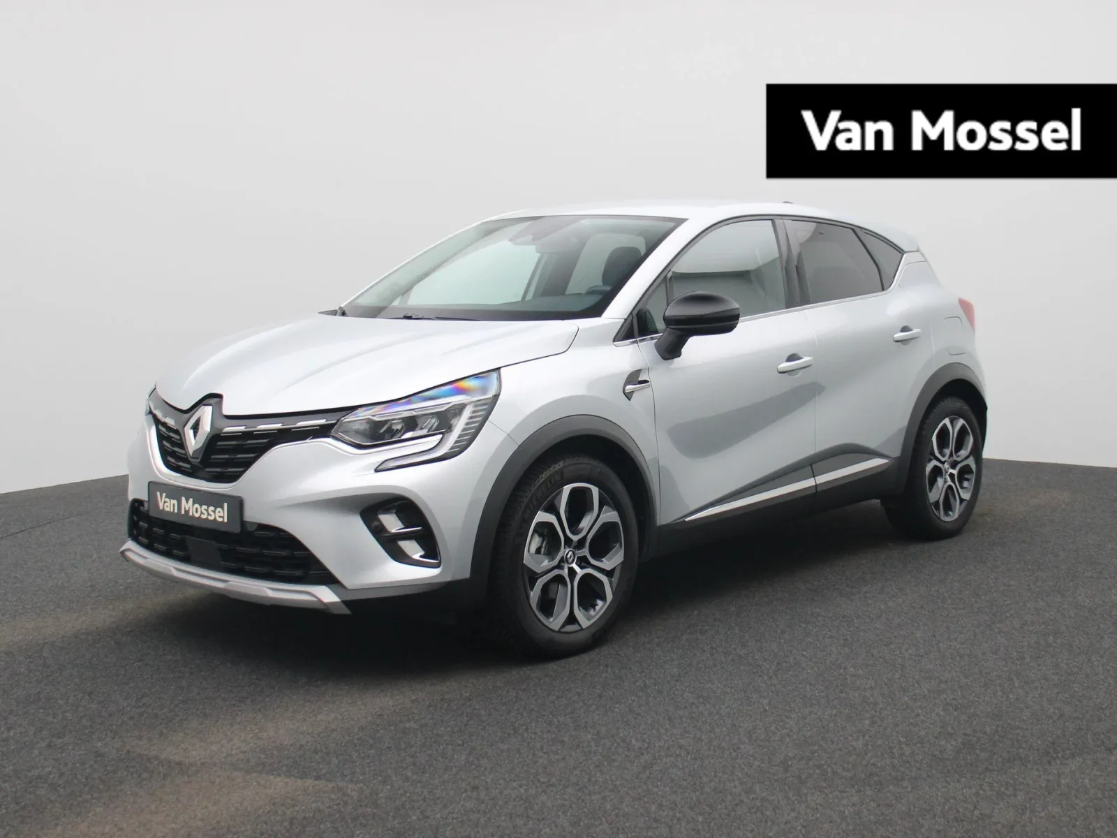Renault Captur (2023) — foto 1