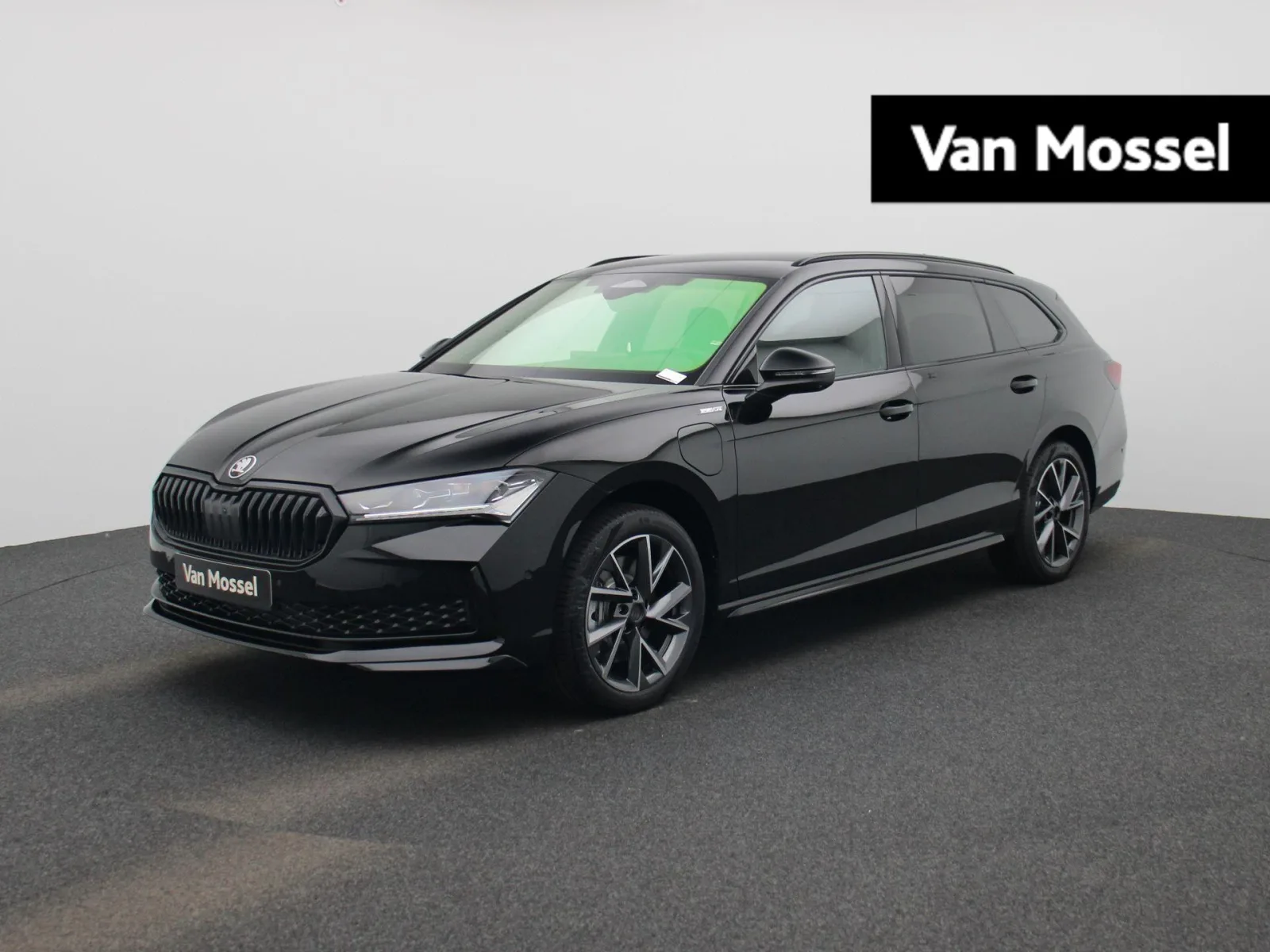 Škoda Superb (2026) — foto 1