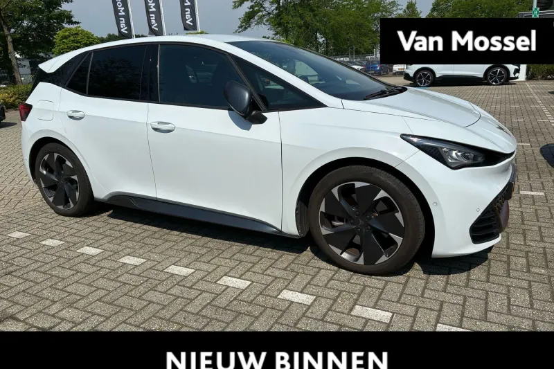CUPRA Born (2022)