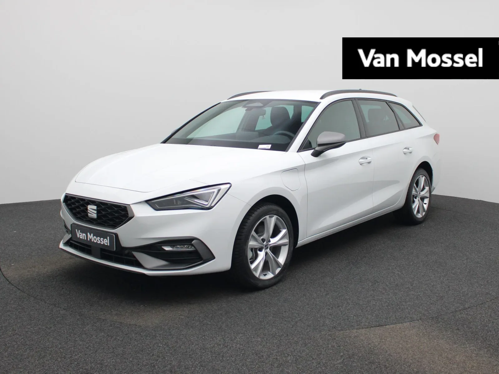 SEAT Leon (2025) — foto 1