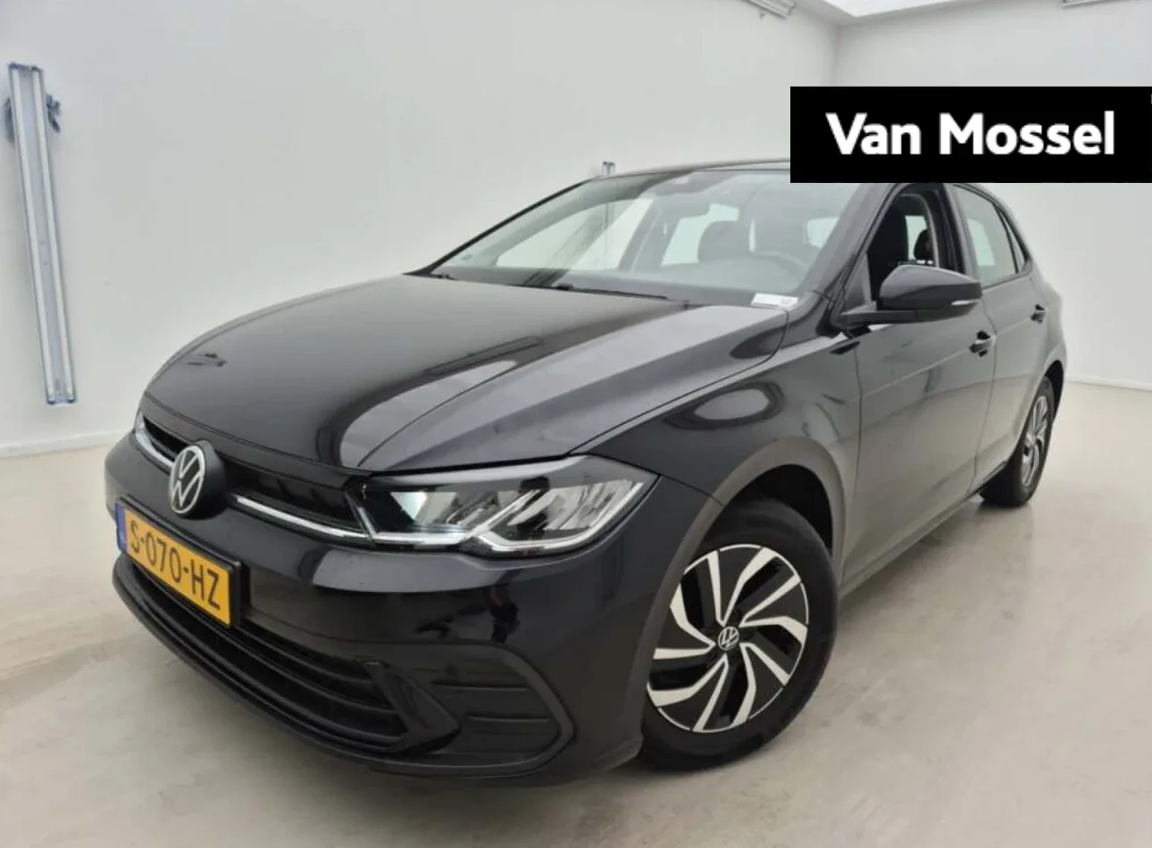Volkswagen Polo (2023) — foto 1