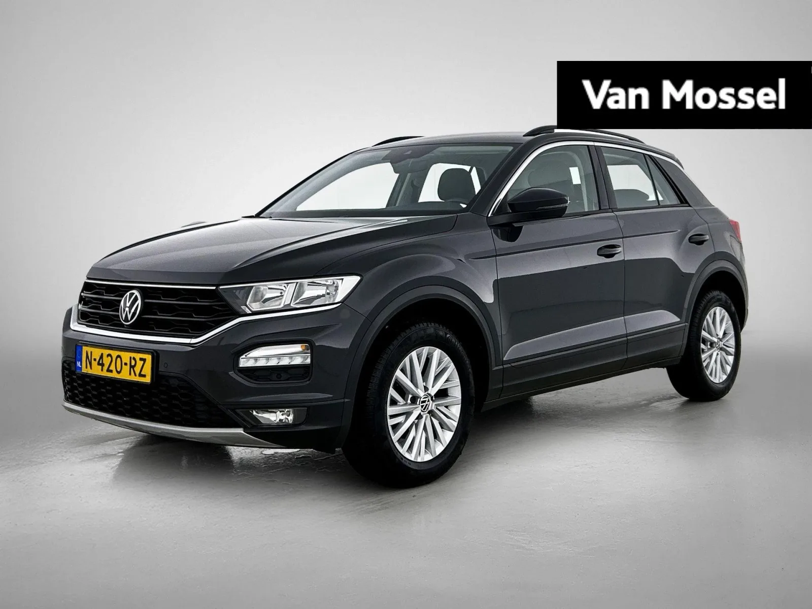 Volkswagen T-Roc (2022) — foto 1