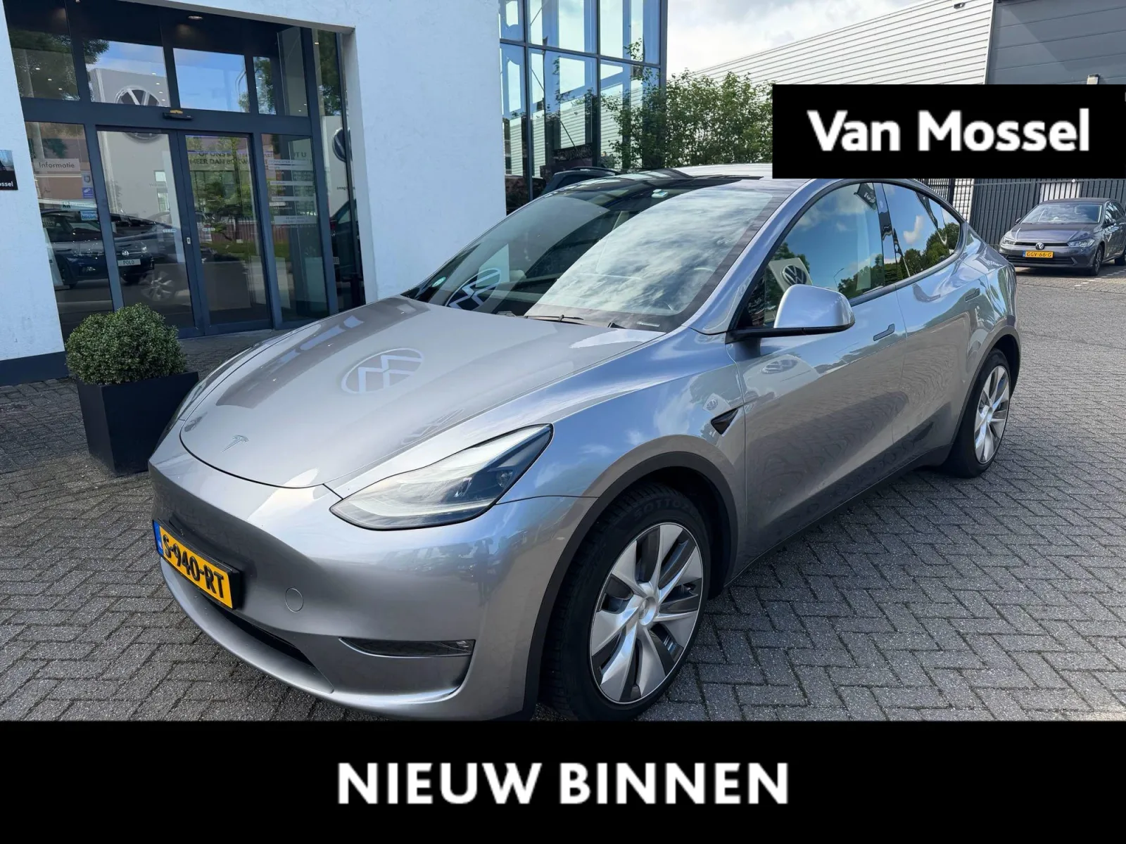 Tesla Model Y (2023) — foto 1