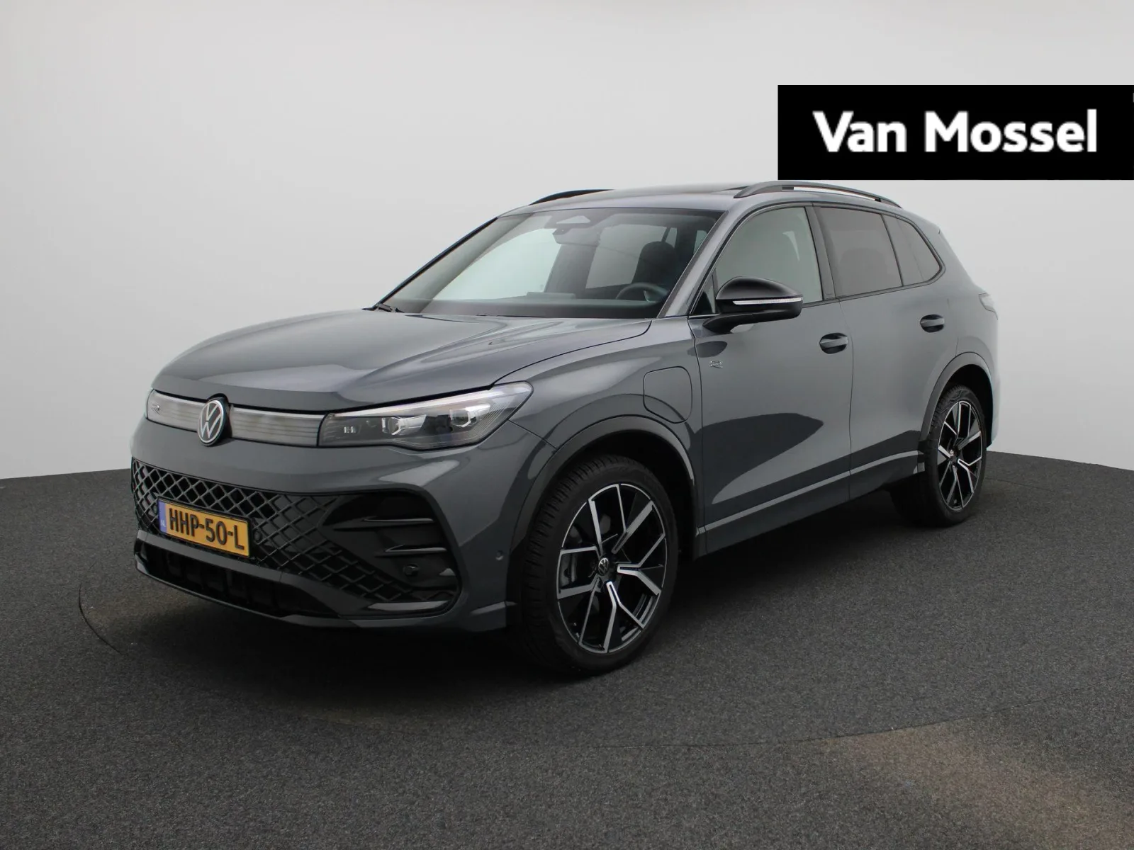 Volkswagen Tiguan (2025) — foto 1
