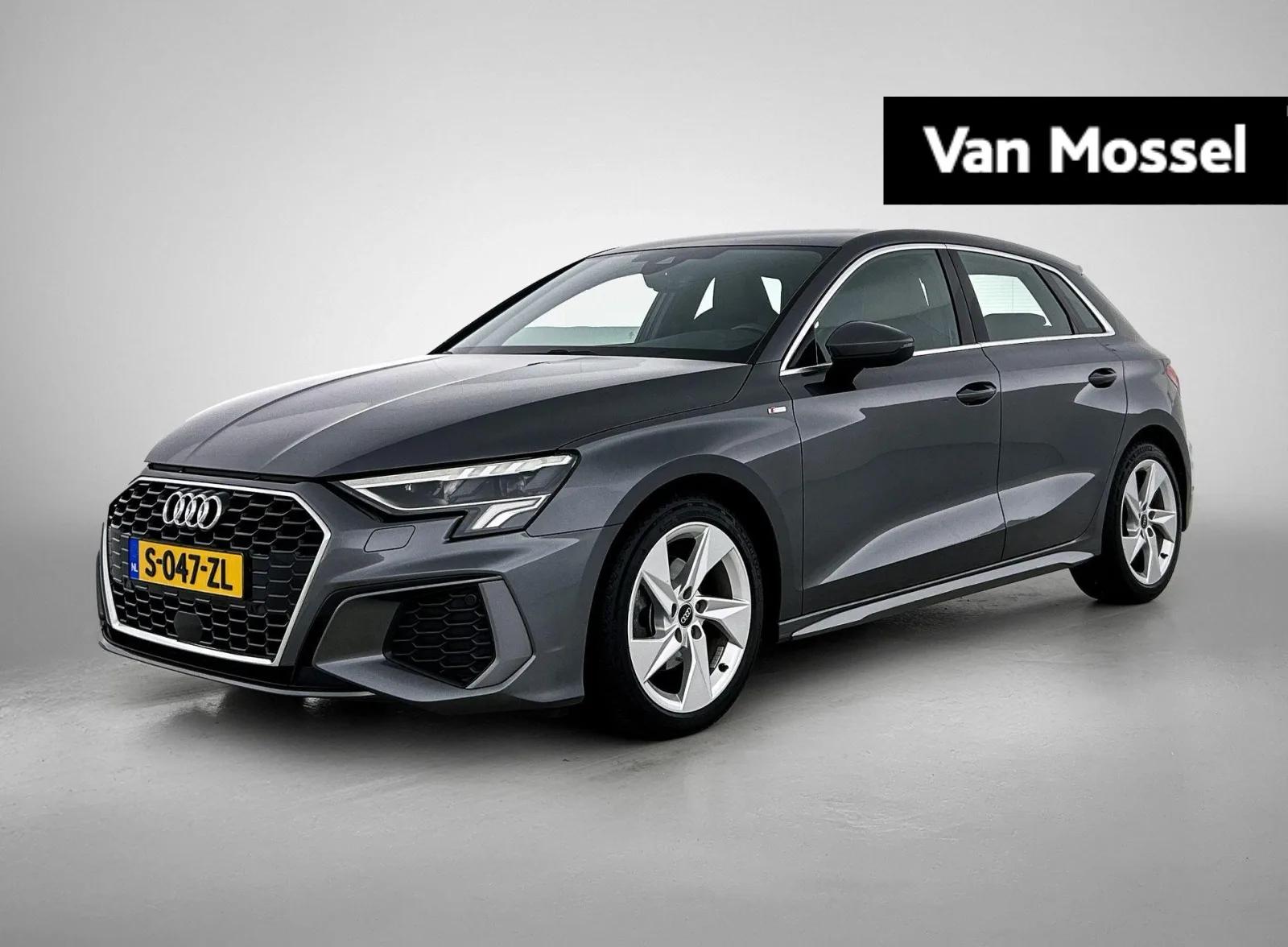 Audi A3 (2023) — foto 1