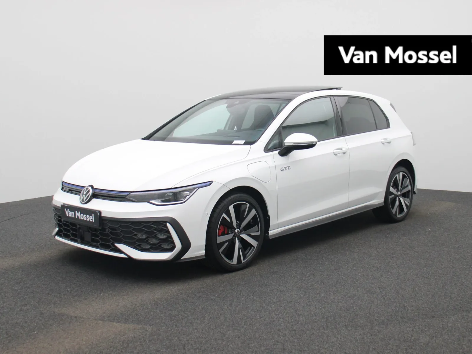 Volkswagen Golf (2025) — foto 1