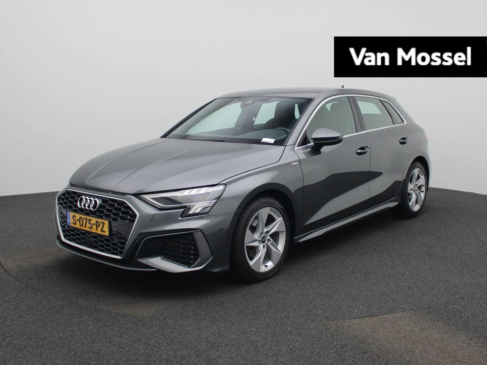 Audi A3 (2023) — foto 1