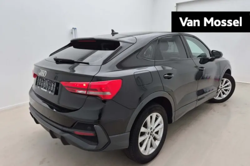 Audi Q3 (2023)