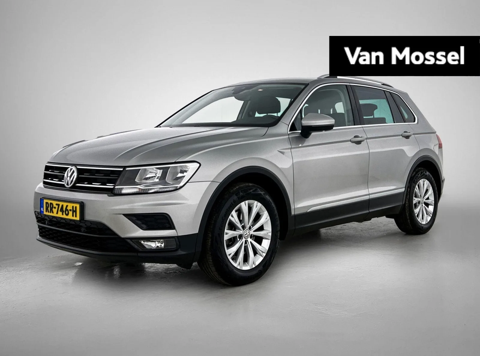 Volkswagen Tiguan (2018) — foto 1