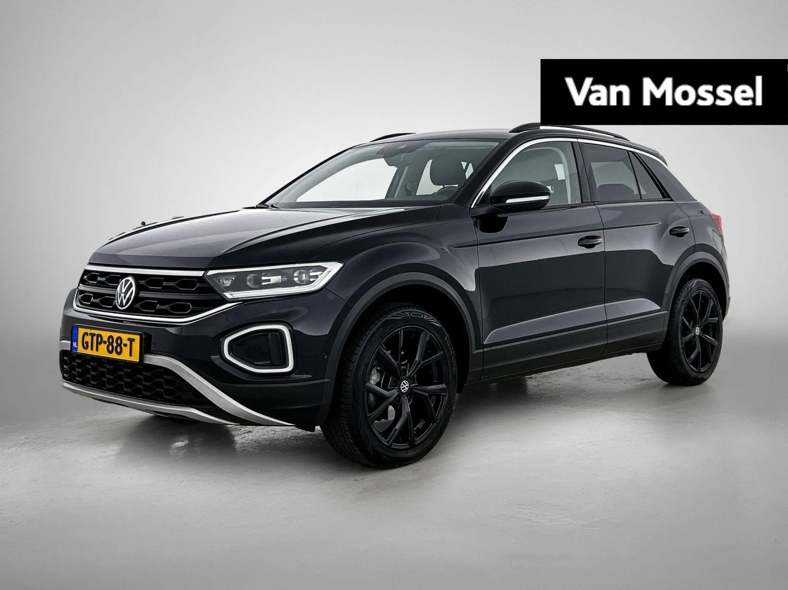 Volkswagen T-Roc (2024) — foto 1