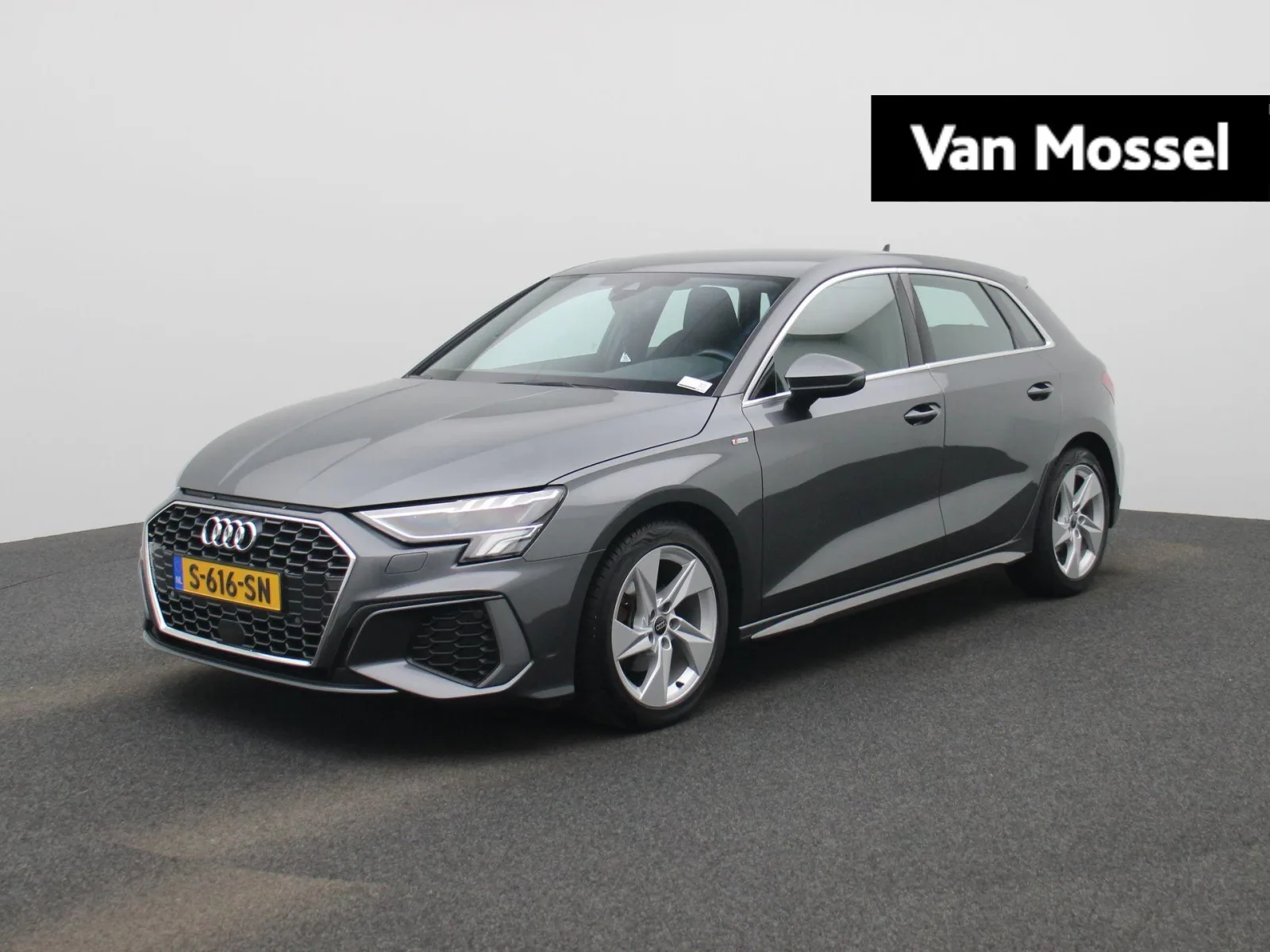 Audi A3 (2023) — foto 1