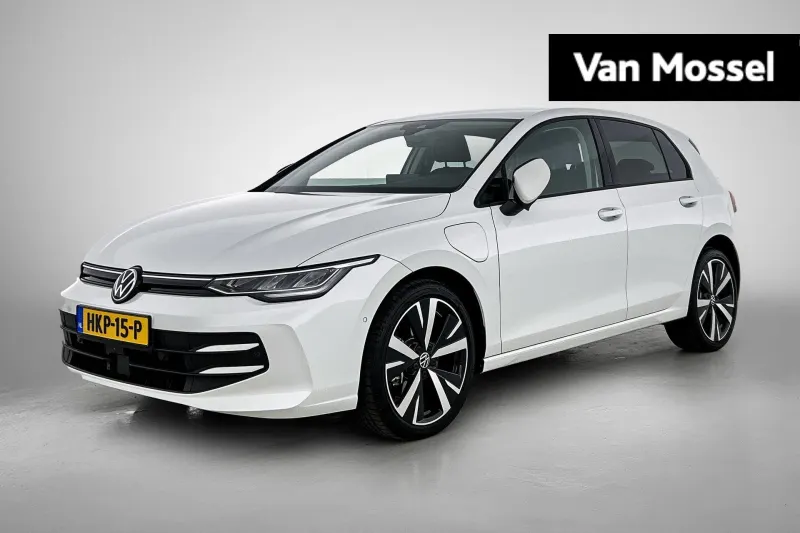 Volkswagen Golf (2025)