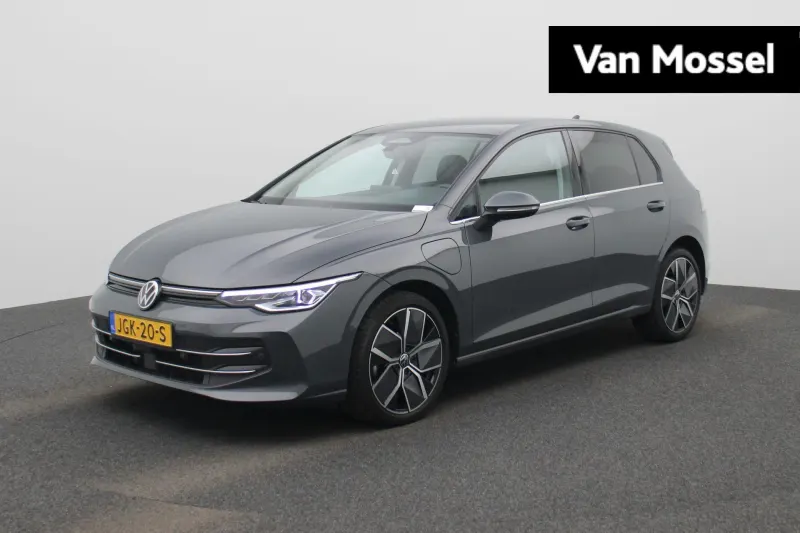 Volkswagen Golf (2025)