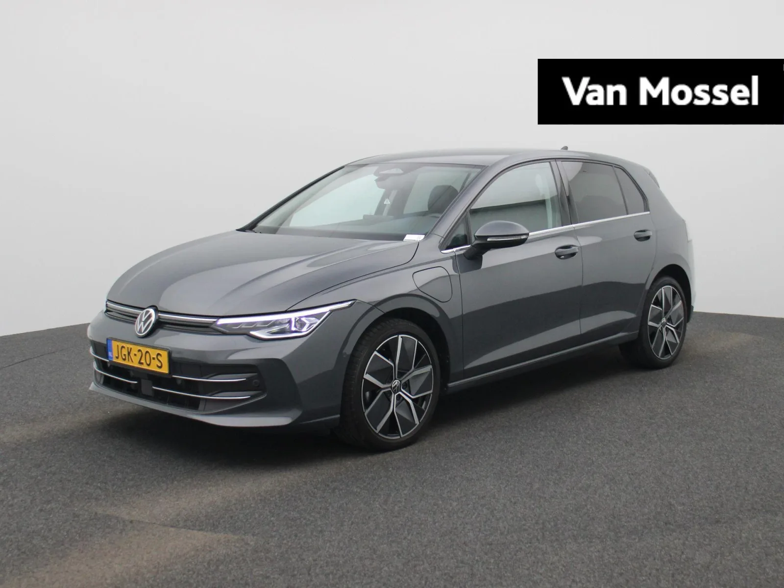 Volkswagen Golf (2025) — foto 1