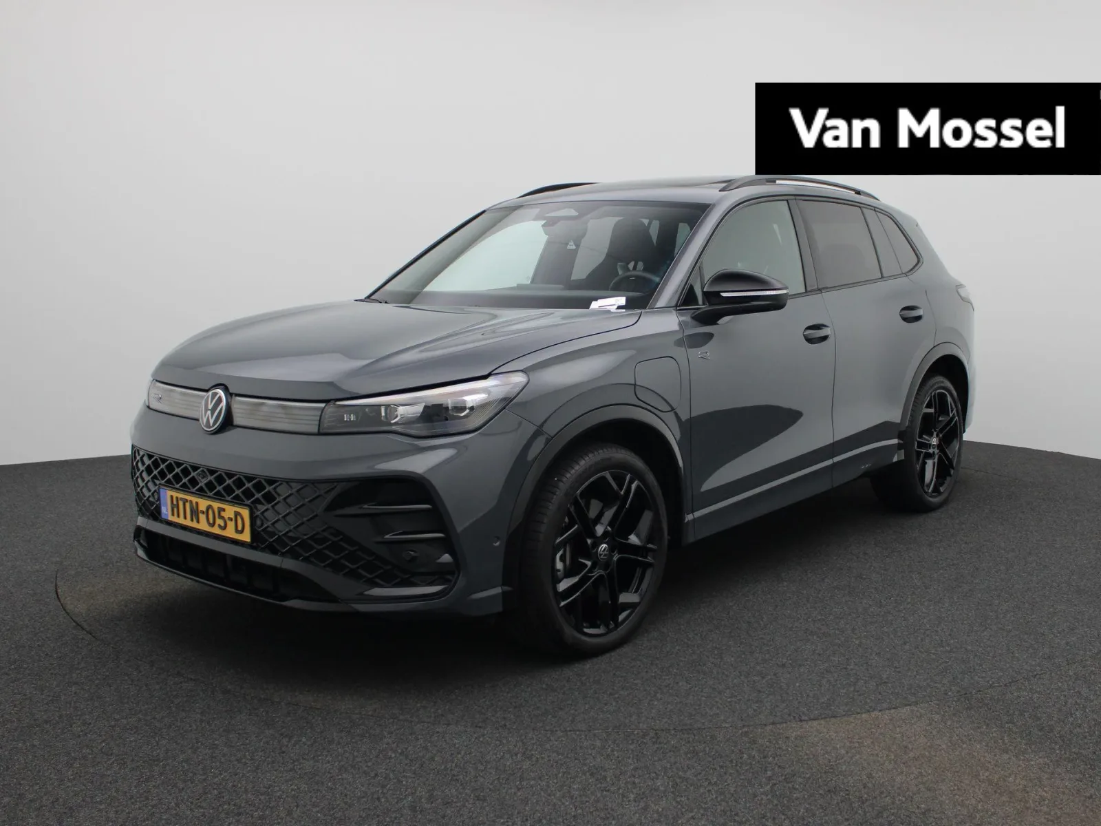 Volkswagen Tiguan (2025) — foto 1