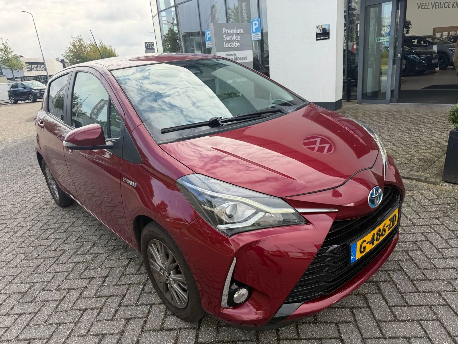 Toyota Yaris (2019) — foto 1