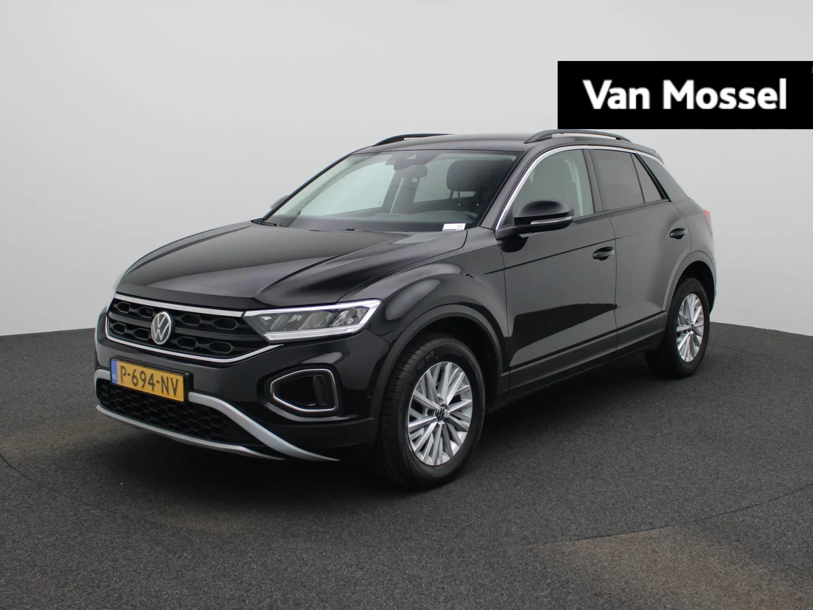 Volkswagen T-Roc (2022) — foto 1