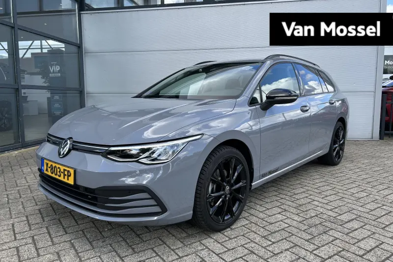 Volkswagen Golf (2023)
