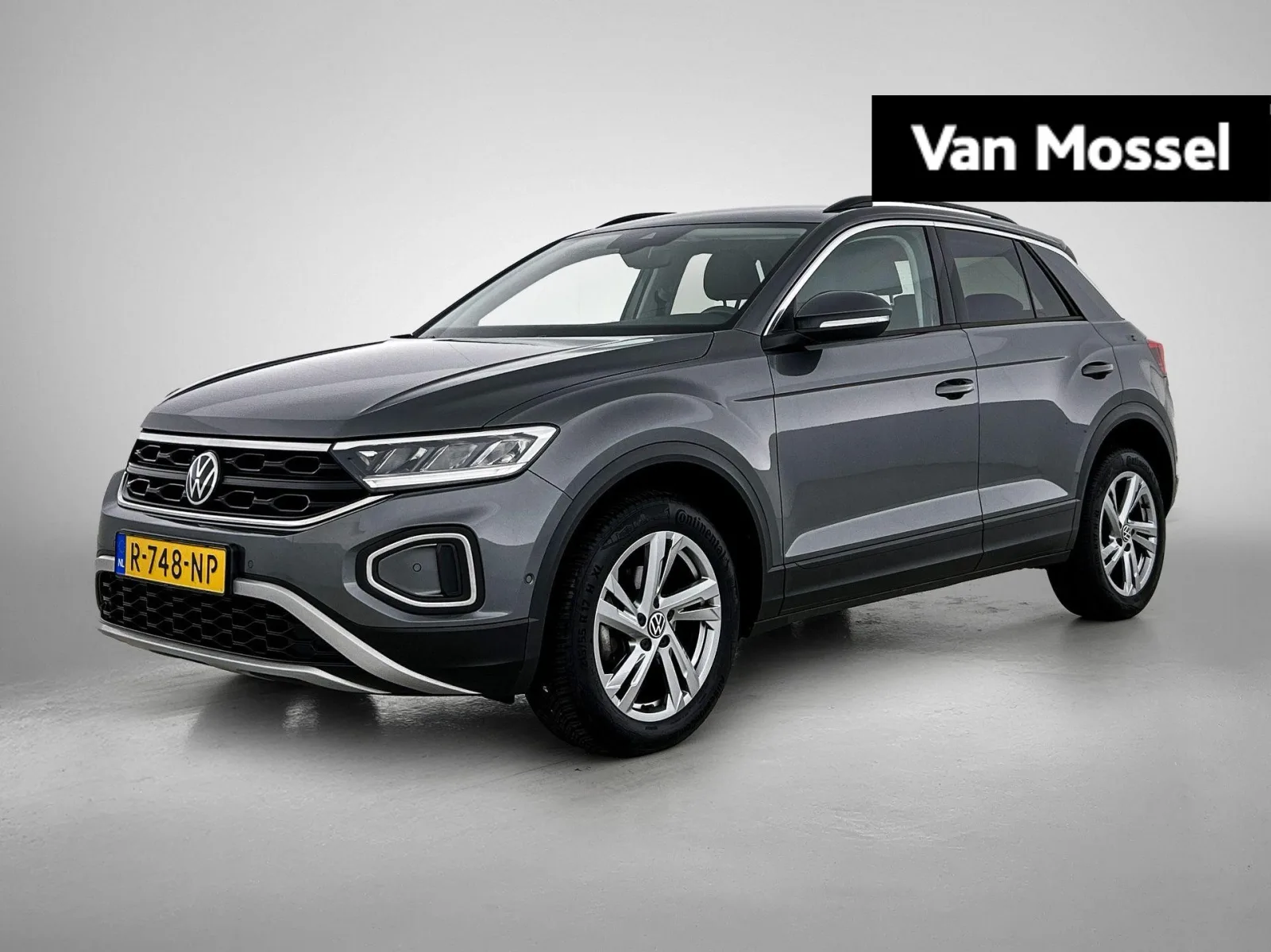 Volkswagen T-Roc (2022) — foto 1