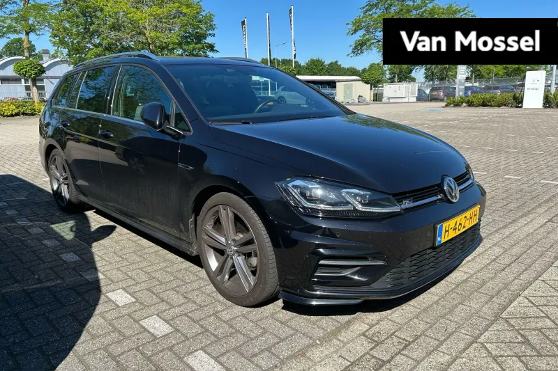 Volkswagen Golf (2020)