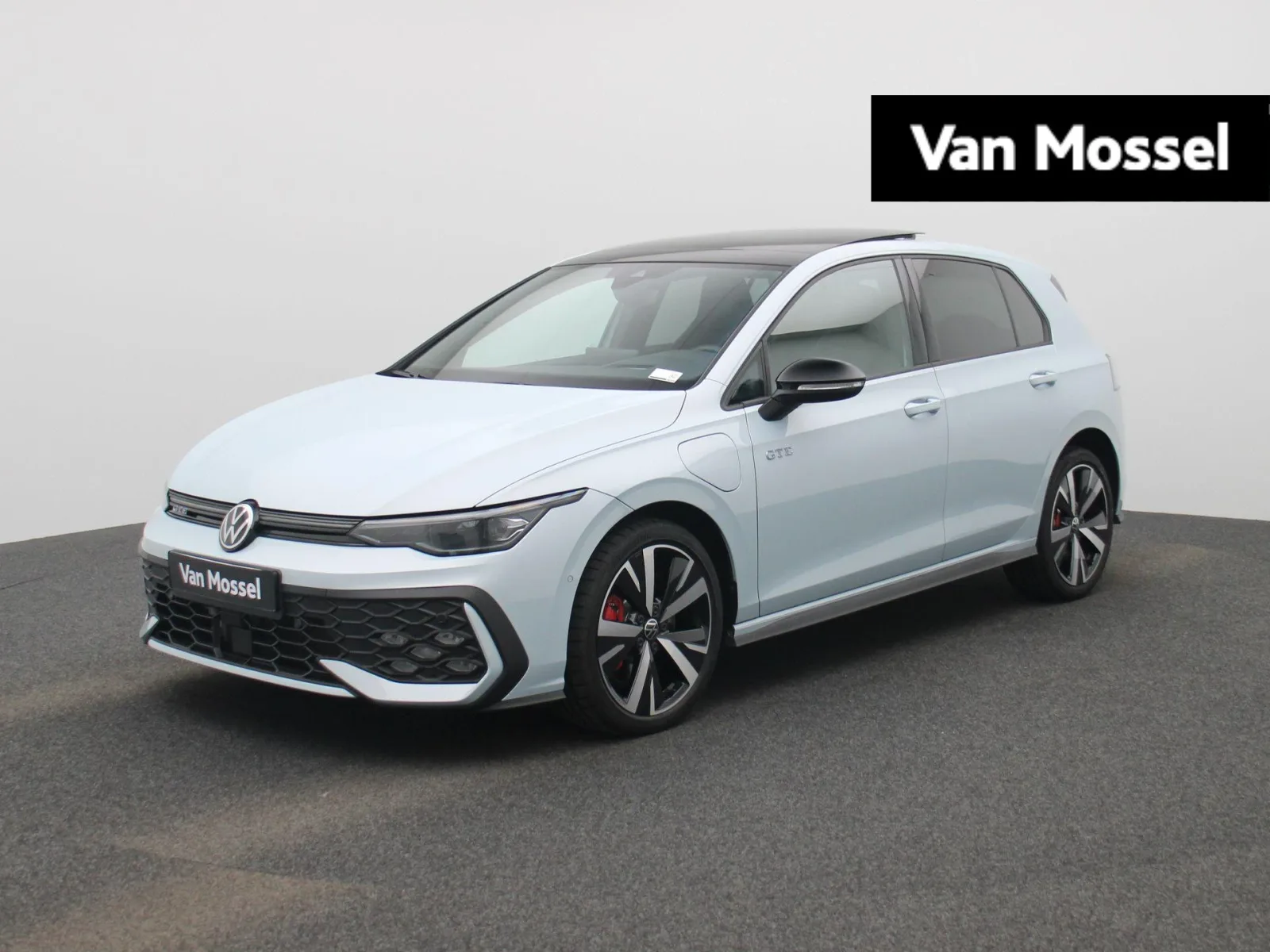Volkswagen Golf (2025) — foto 1