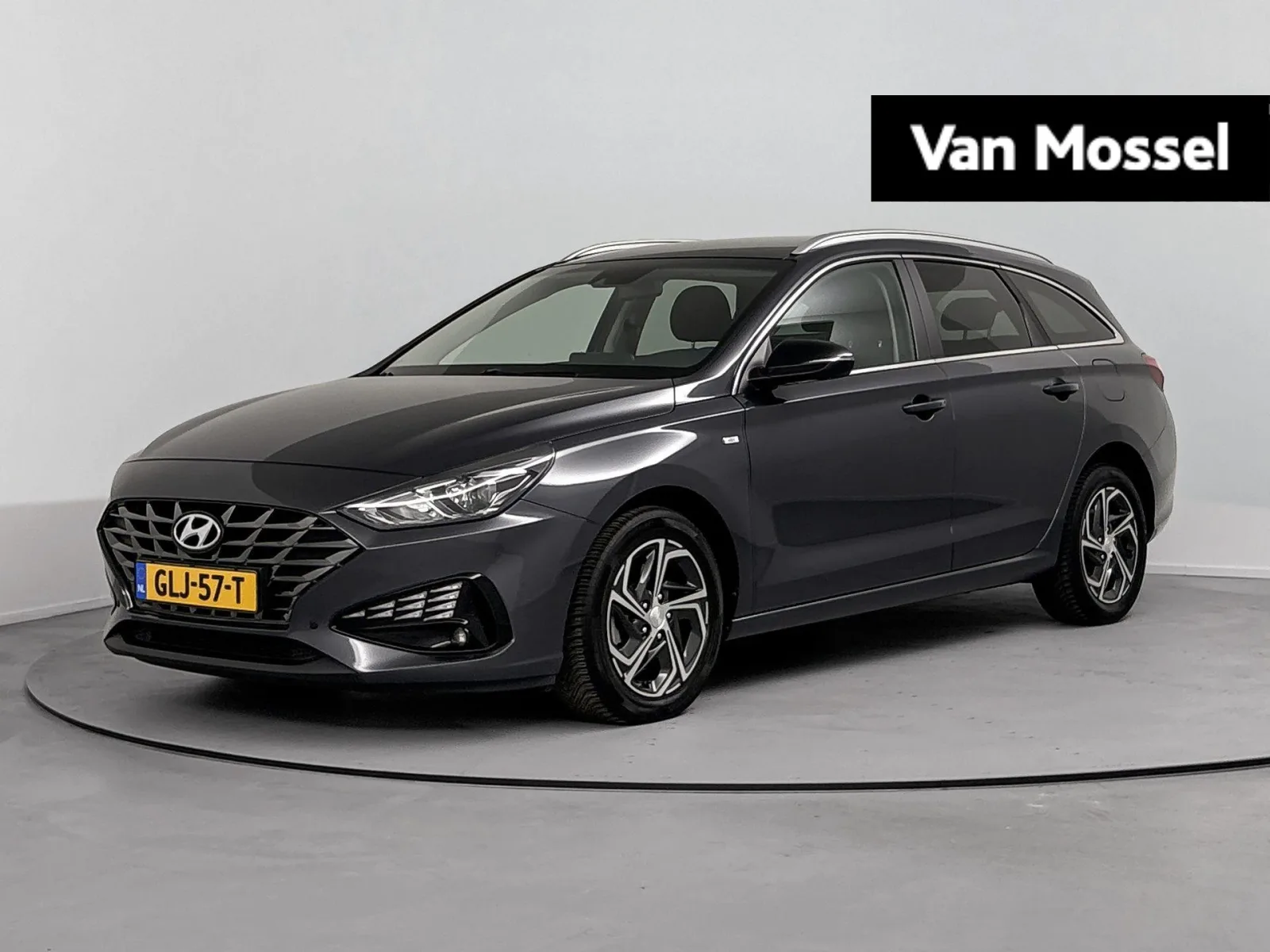 Hyundai i30 (2022) — foto 1