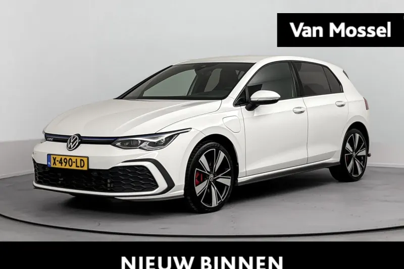 Volkswagen Golf (2021)