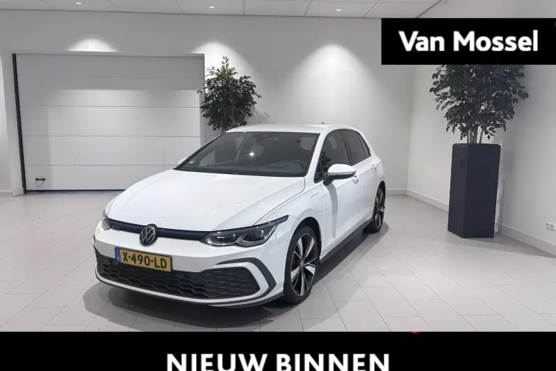 Volkswagen Golf (2021)