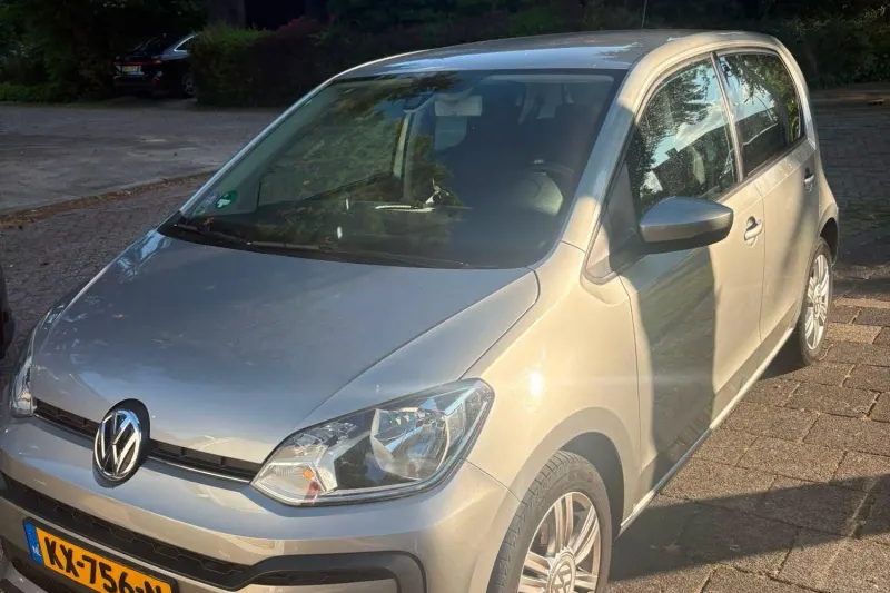 Volkswagen Up! (2017)