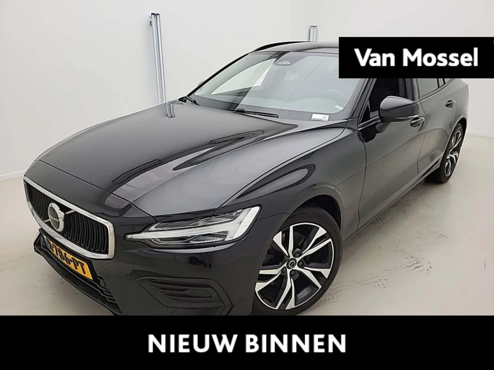 Volvo V60 (2022) — foto 1