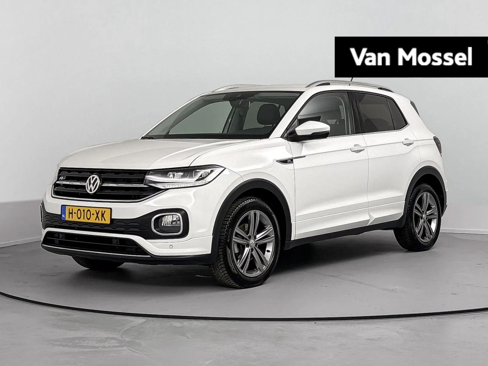 Volkswagen T-Cross (2020) — foto 1
