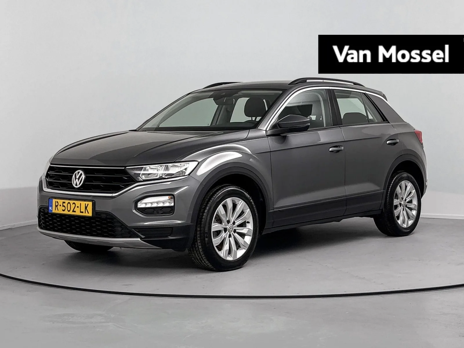 Volkswagen T-Roc (2018) — foto 1