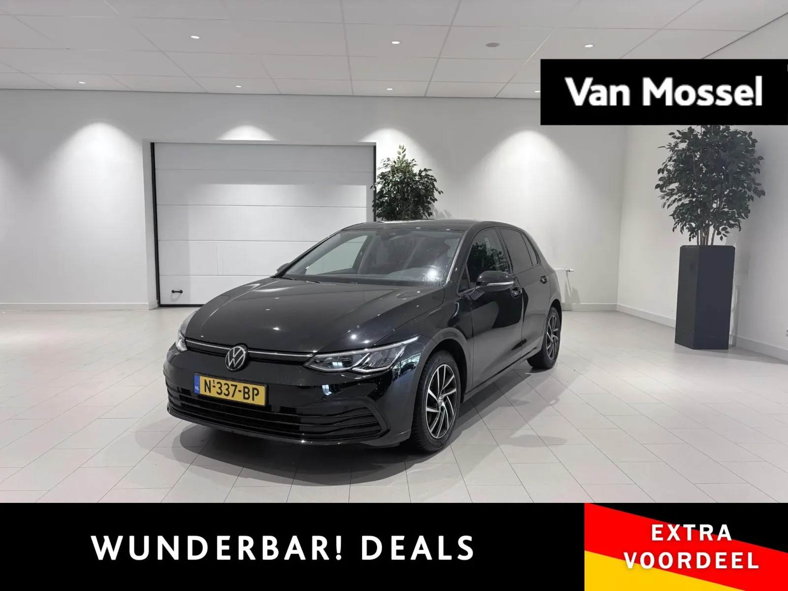 Volkswagen Golf (2021) — foto 1