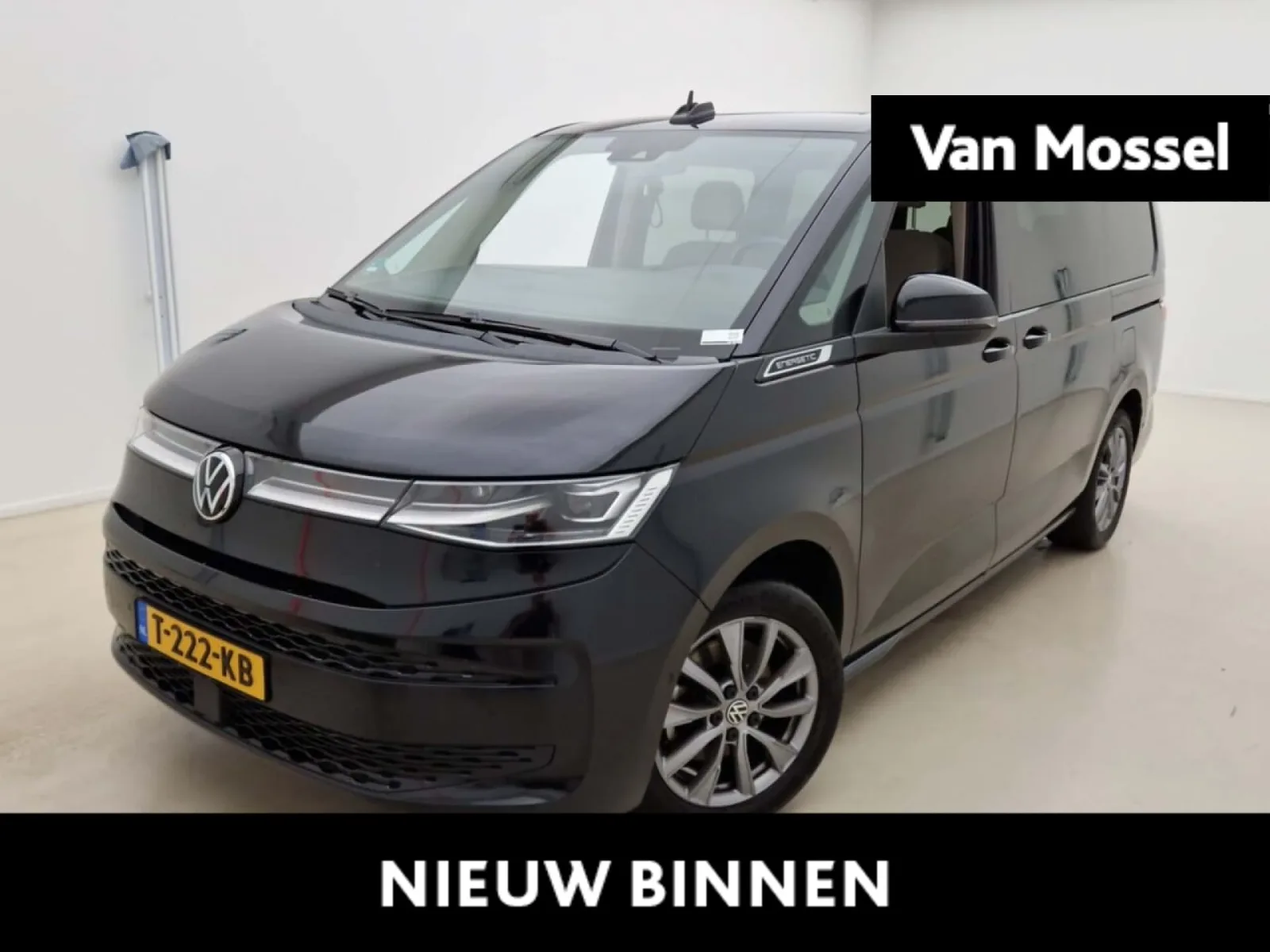 Volkswagen Multivan (2023) — foto 1