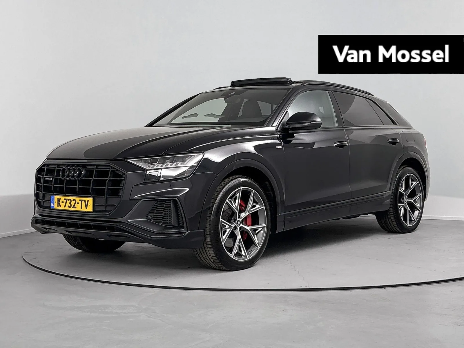 Audi Q8 (2021) — foto 1