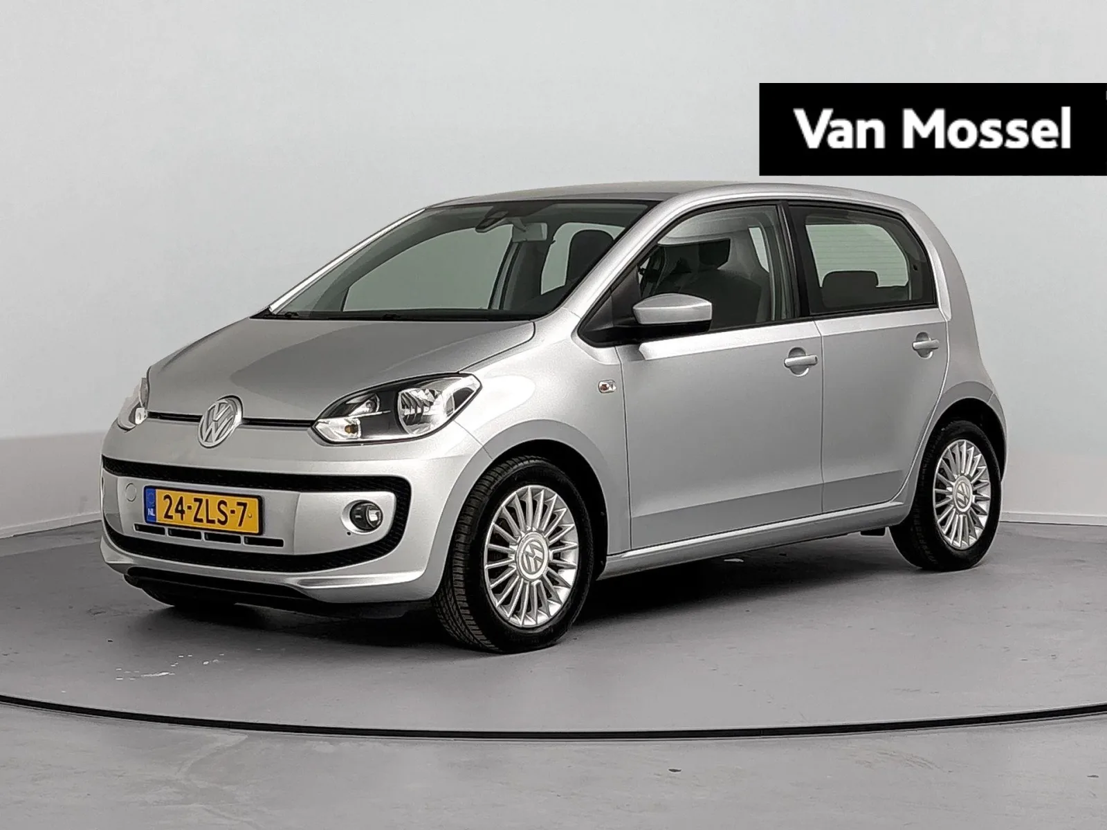 Volkswagen Up! (2013) — foto 1