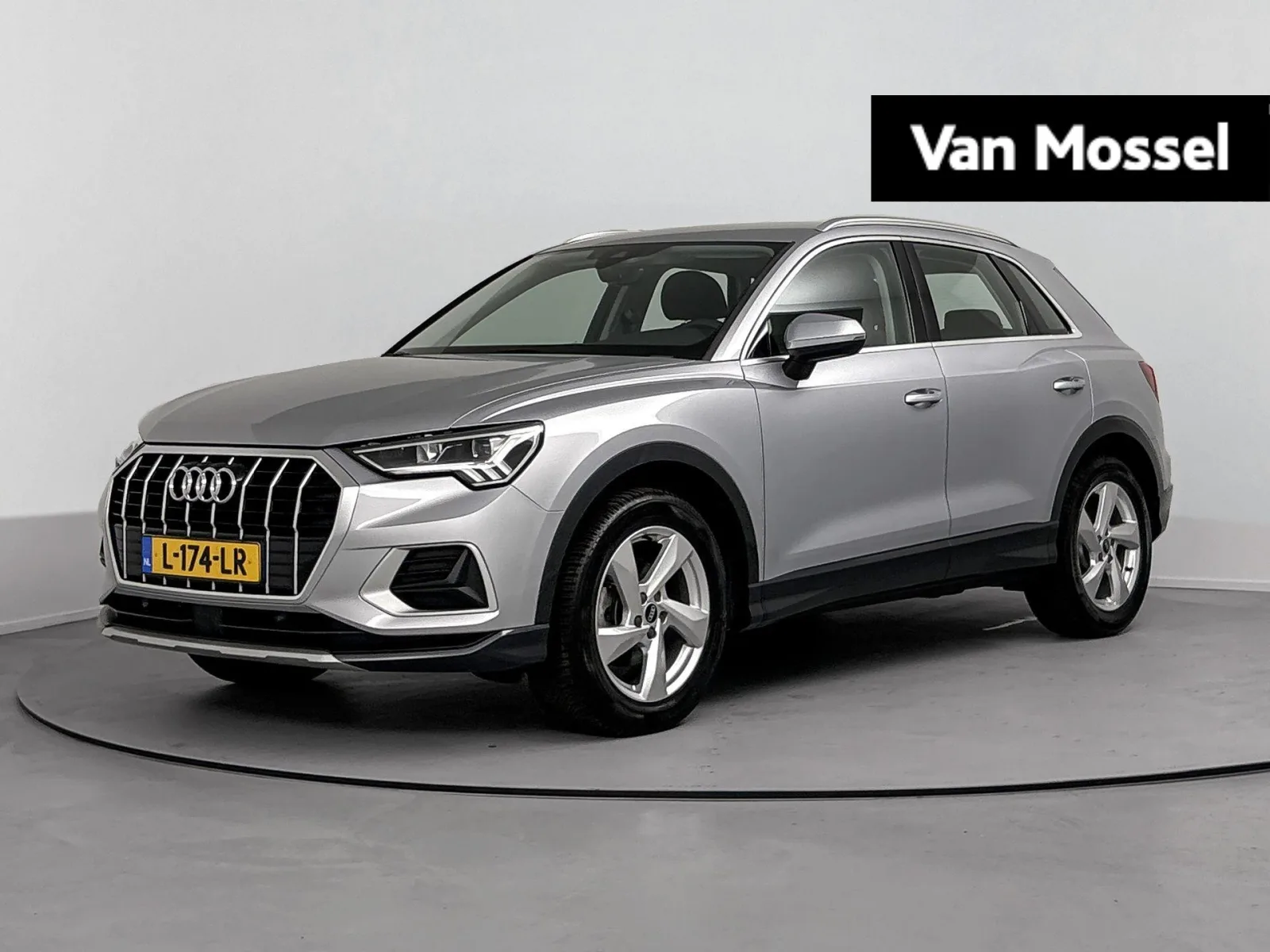 Audi Q3 (2021) — foto 1