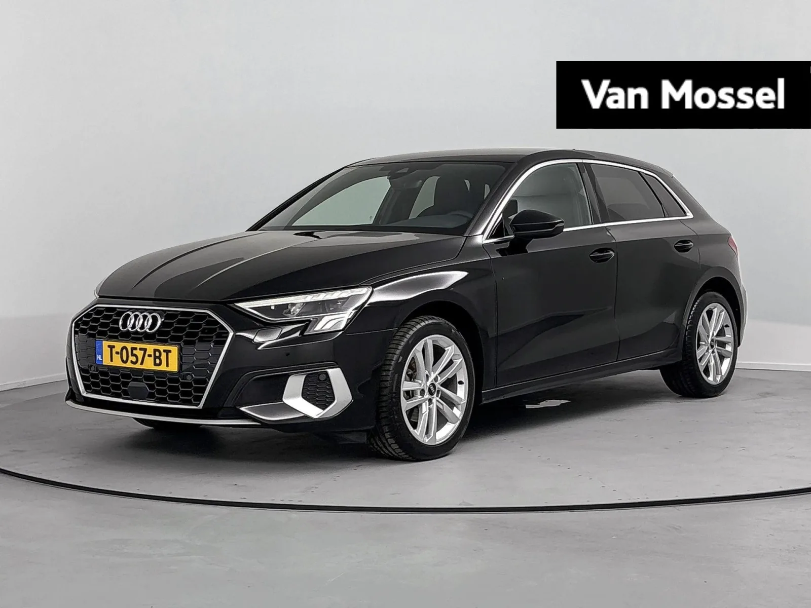 Audi A3 (2023) — foto 1