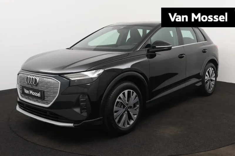 Audi Q4 e-tron (2023)