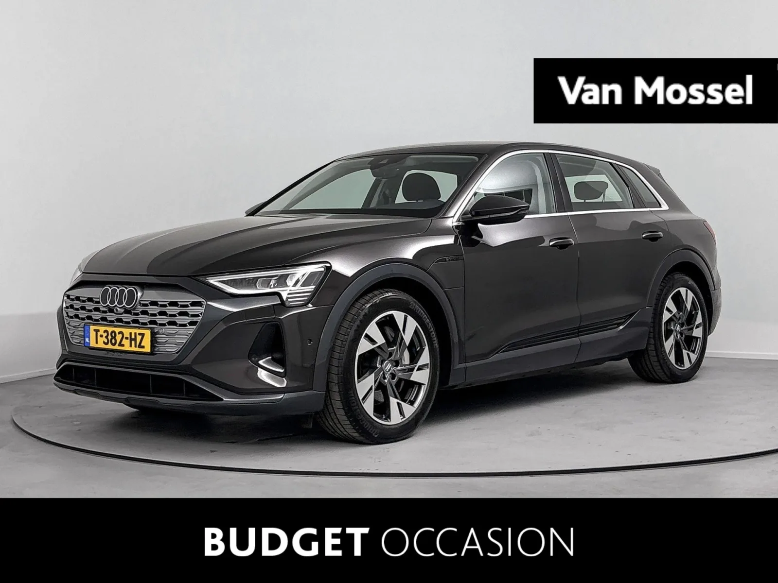 Audi Q8 e-tron (2023) — foto 1