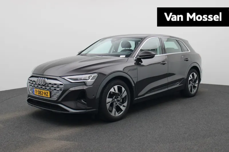 Audi Q8 e-tron (2023)