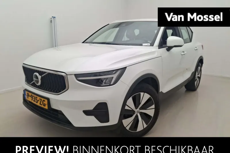 Volvo XC40 (2022)