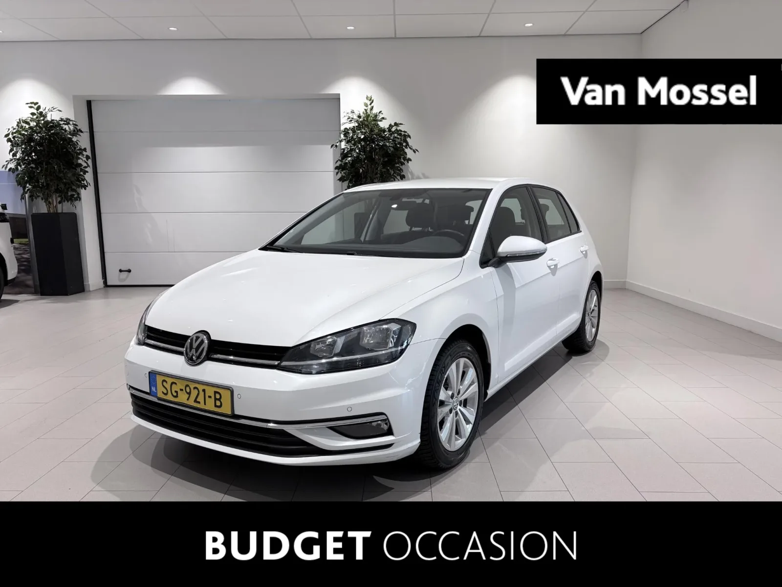 Volkswagen Golf (2018) — foto 1