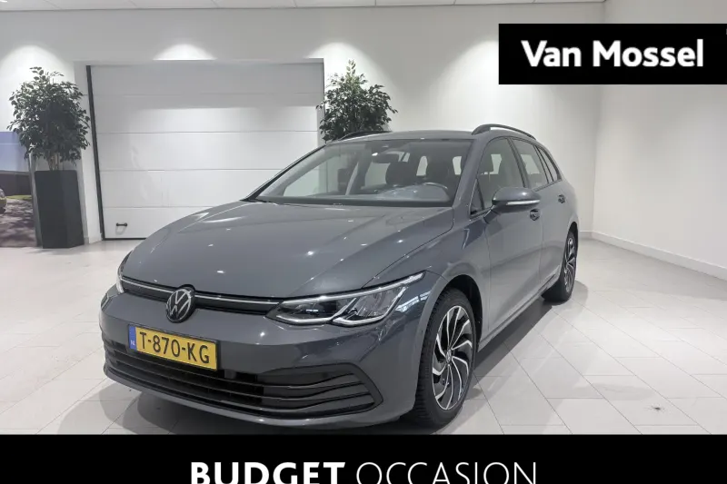 Volkswagen Golf (2023)