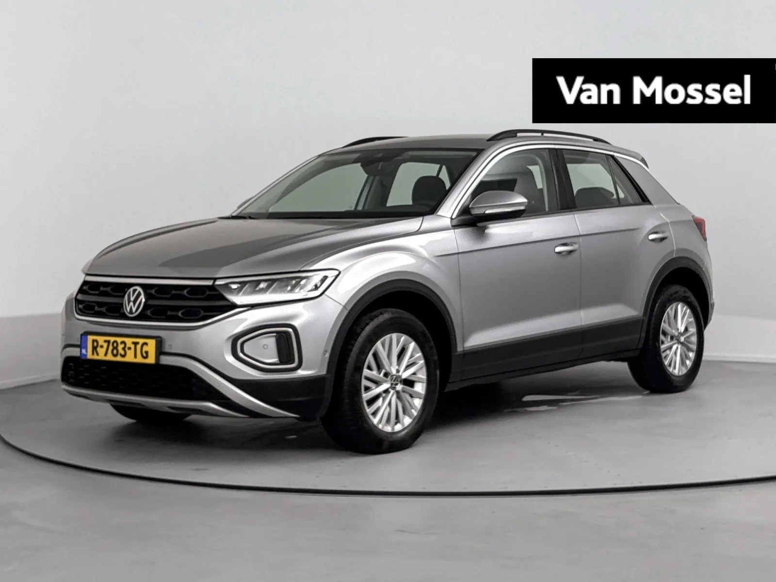 Volkswagen T-Roc (2022) — foto 1