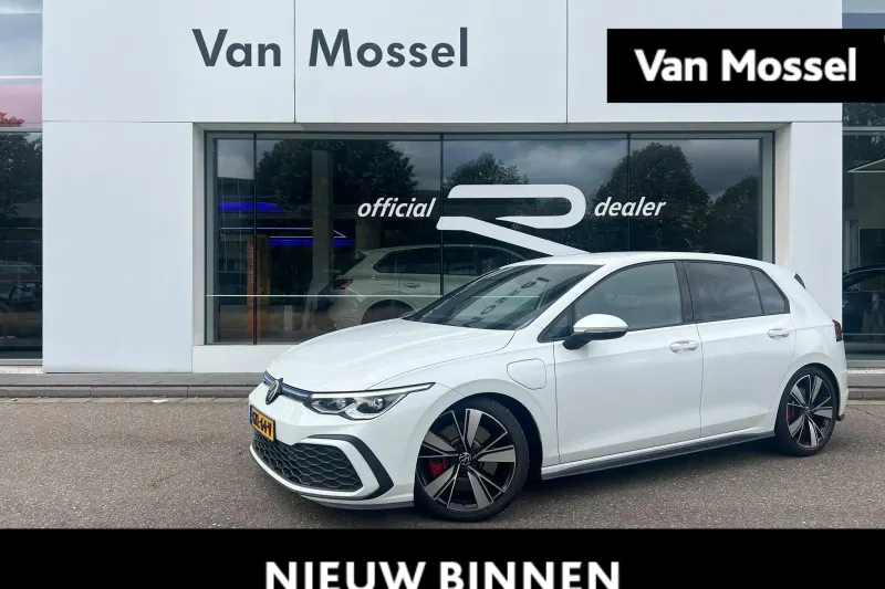 Volkswagen Golf (2021)